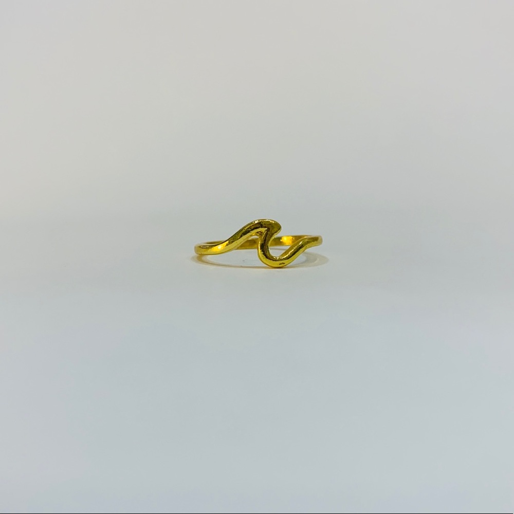 Gold Wave Ring